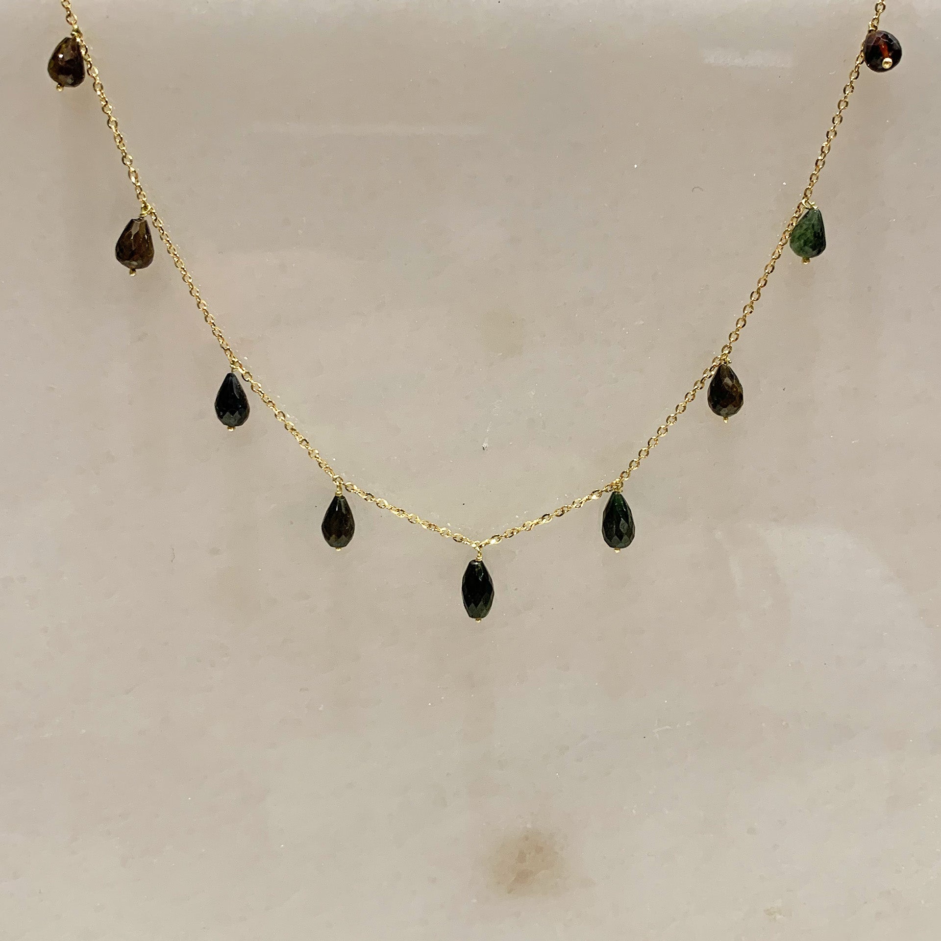 Girocollo in Oro Giallo con tormaline naturali a goccia