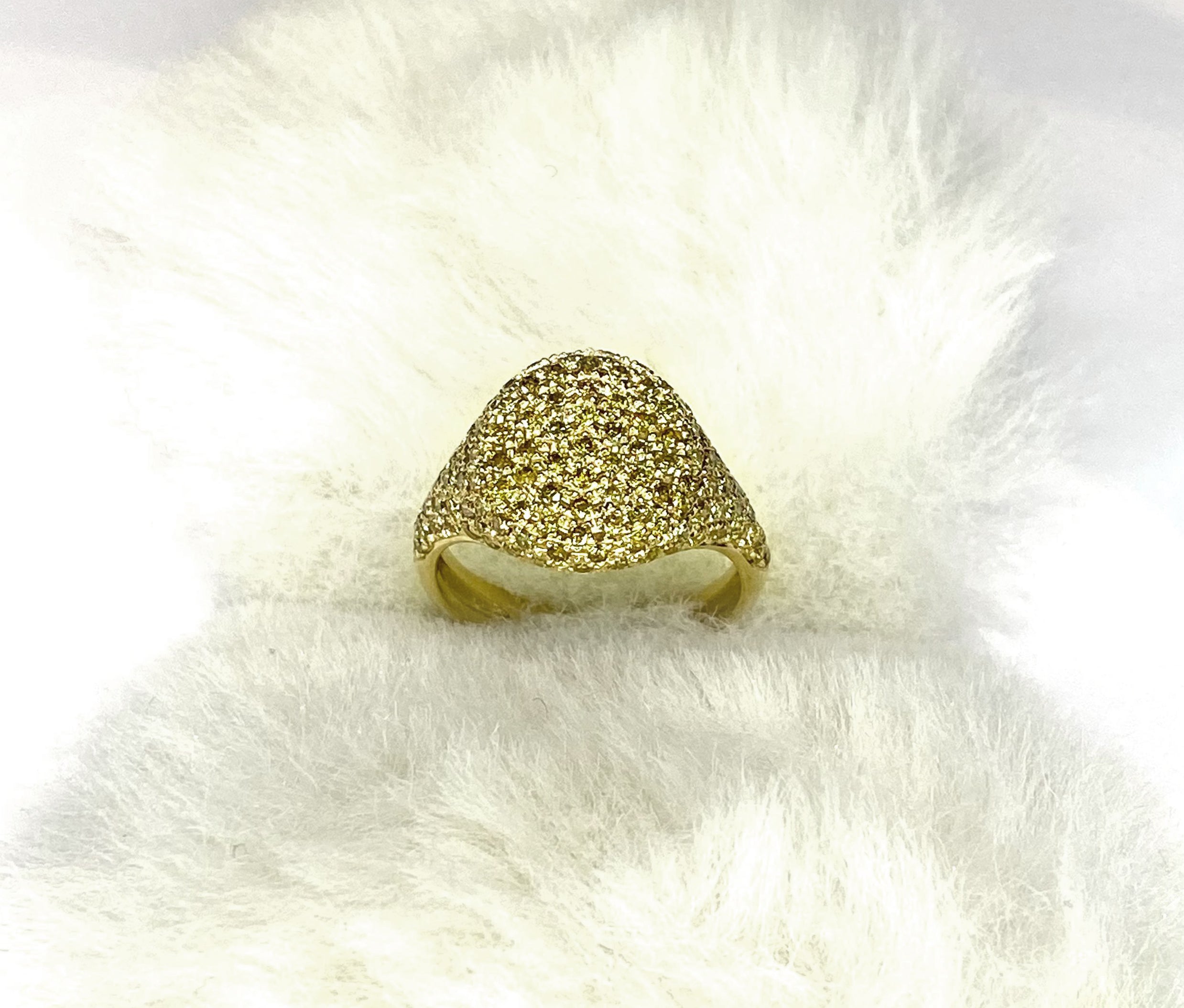 Orecchini pendenti in oro giallo con topazio imperiale e gocce di topazio giallo