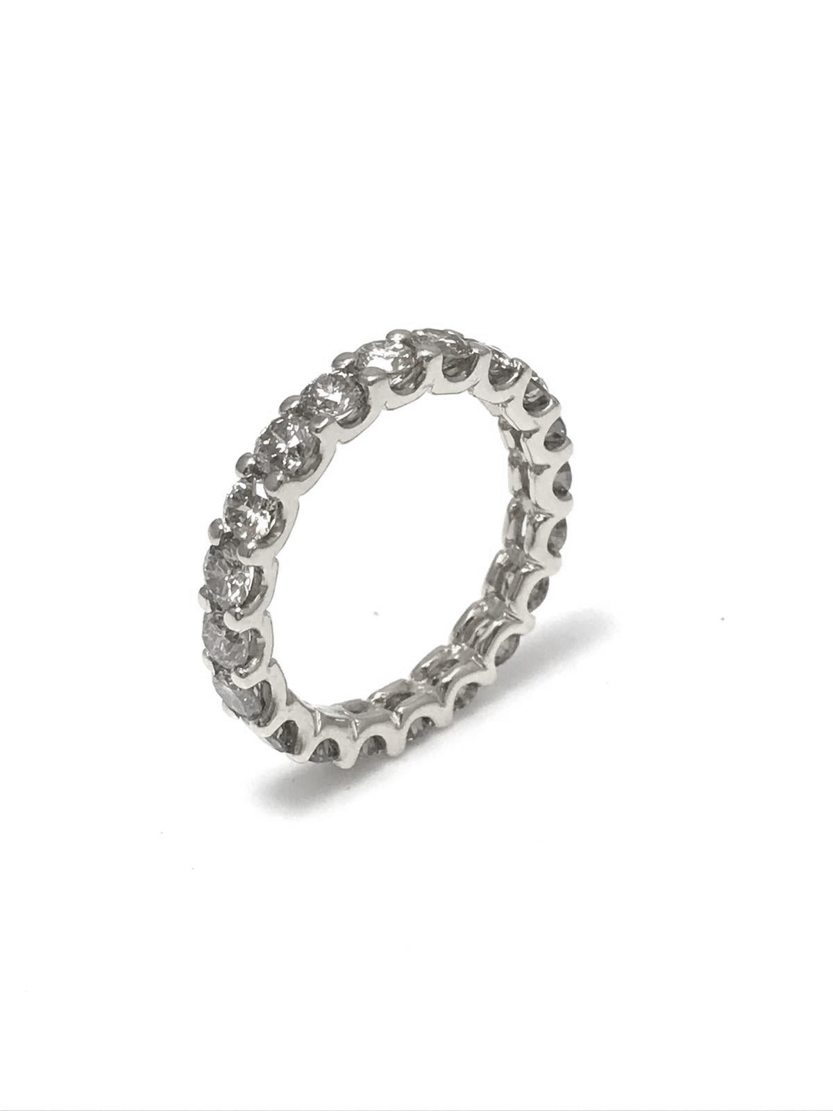 Anello Veretta in Oro Bianco 750% con diamanti